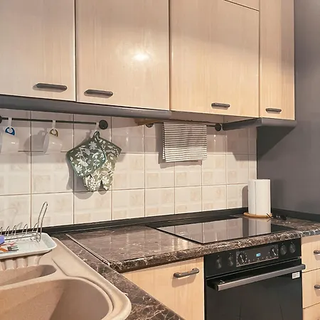 Serein - Beachfront Maisonette