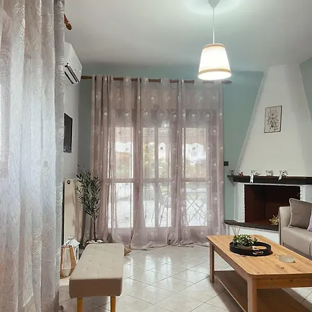 Serein - Beachfront Maisonette