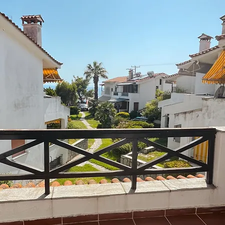 Serein - Beachfront Maisonette Apartament *
