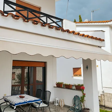 Daire Serein - Beachfront Maisonette