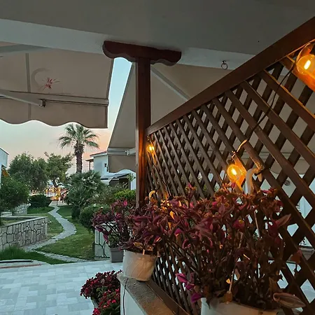 Serein - Beachfront Maisonette * Nikiti (Sithonia)